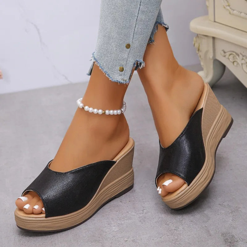 2026 New Gold Wedge Heeled Sandals Women Lightweight Thick Bottom Summer Sandals Woman Plus Size Platform Beach Sandles Female