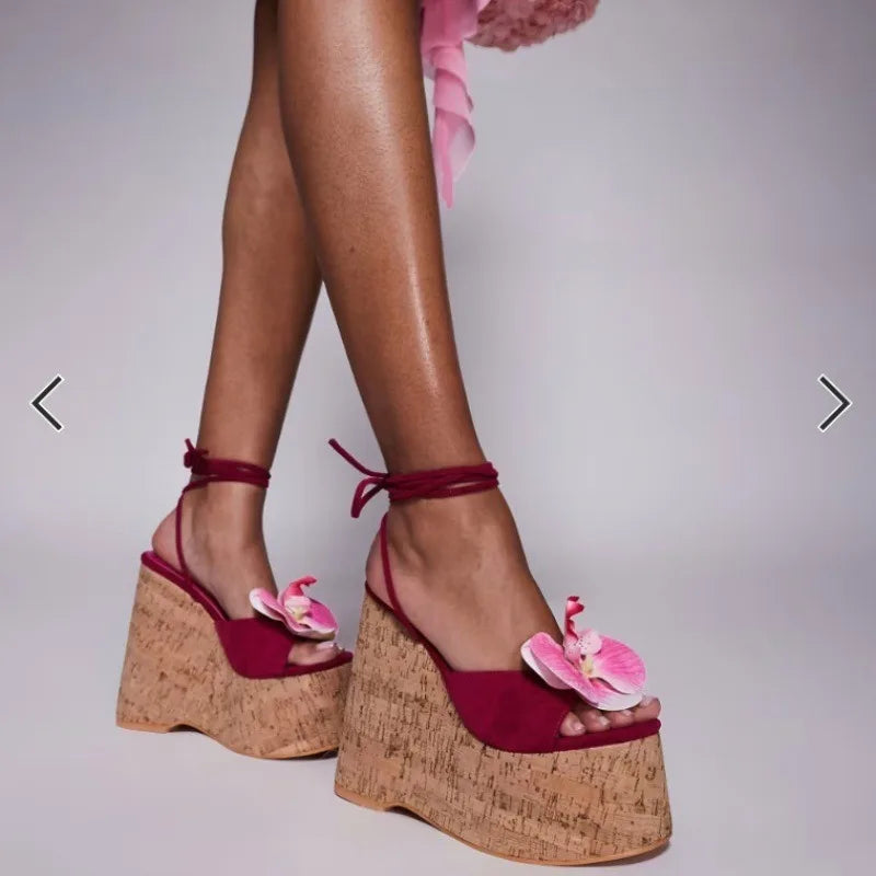 Highquality Wooden Patterned Wedge Heelwith Thicksole Andexposed Toebuckle Strap Sandals Forwomen's Banquets InEurope AndAmerica