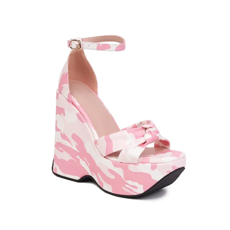 2024 Latest Wedge Heel Thick Open Toe Banquet Hollow Sandals Flower Fashion 4 Colors Buckle Women's Shoes Party Big Size 35-43