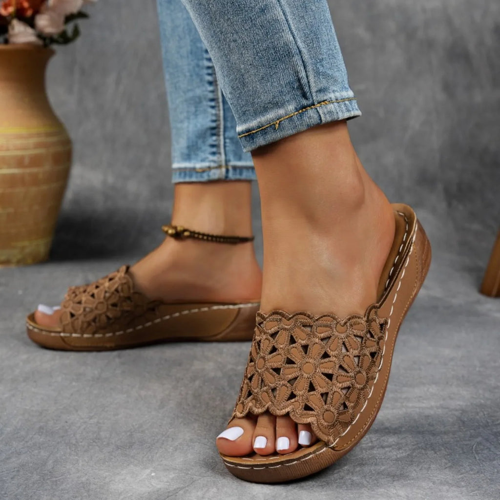 New Wedge Sandals Women Slippers Summer Platforms Shoes Floral Heel Slippers Comfortable Round Toe Slip-On Sandals Slides Women