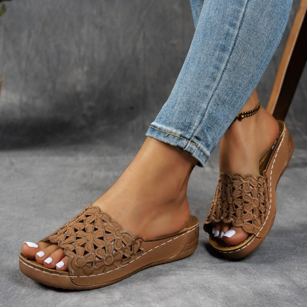 New Wedge Sandals Women Slippers Summer Platforms Shoes Floral Heel Slippers Comfortable Round Toe Slip-On Sandals Slides Women