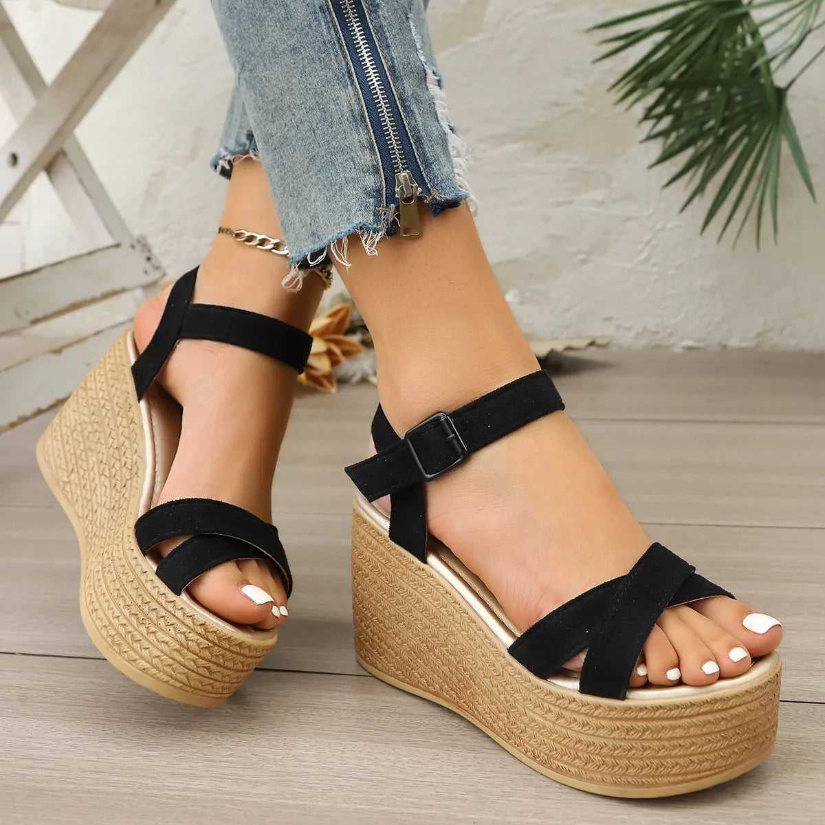 2026 Women Leisure Wedge Heel Sandals New Summer Light Thick-soled Sandals Women  Platform Wedges Heeled Sandalias 326