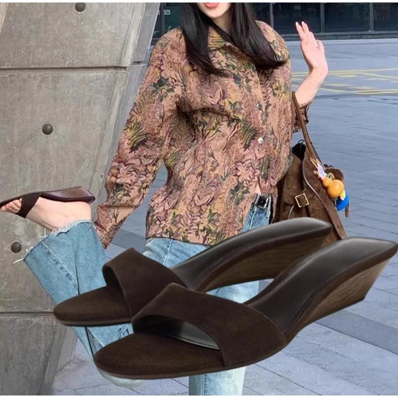 Suede Brand Wedge Heel Sandals For Women Designer Summer Fashion Outdoor Slippers Elegant Luxury Simple High-end Banquet Shoes