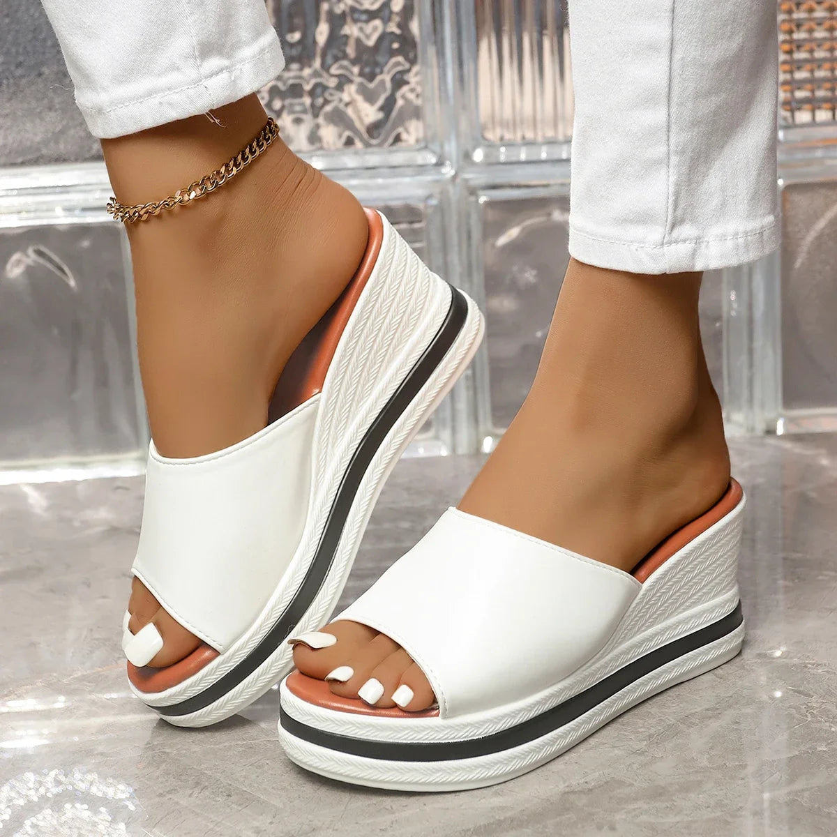 Women Sandals 2025 Retro Wedge Sandals Fish Mouth High Heels Shoes Women Thick Bottom Large Size Women Shoes Zapatos De Mujer