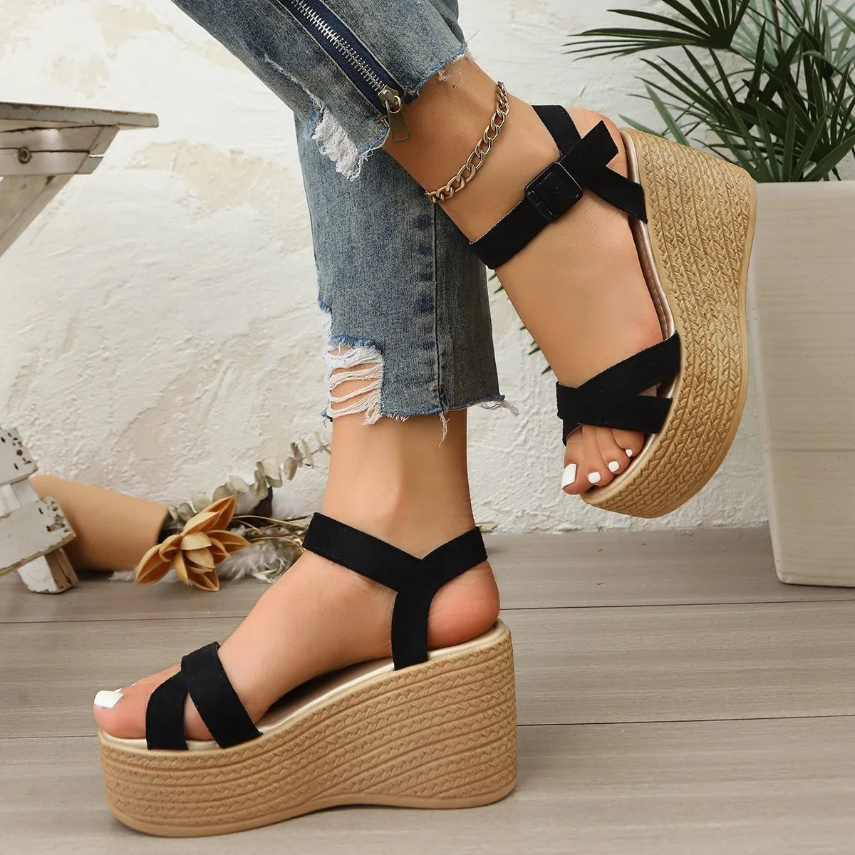 2026 Women Leisure Wedge Heel Sandals New Summer Light Thick-soled Sandals Women  Platform Wedges Heeled Sandalias 326