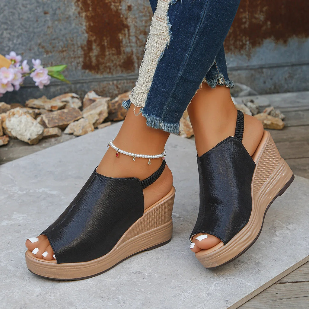 2026 New Gold Wedge Heeled Sandals Women Lightweight Thick Bottom Summer Sandals Woman Plus Size Platform Beach Sandles Female