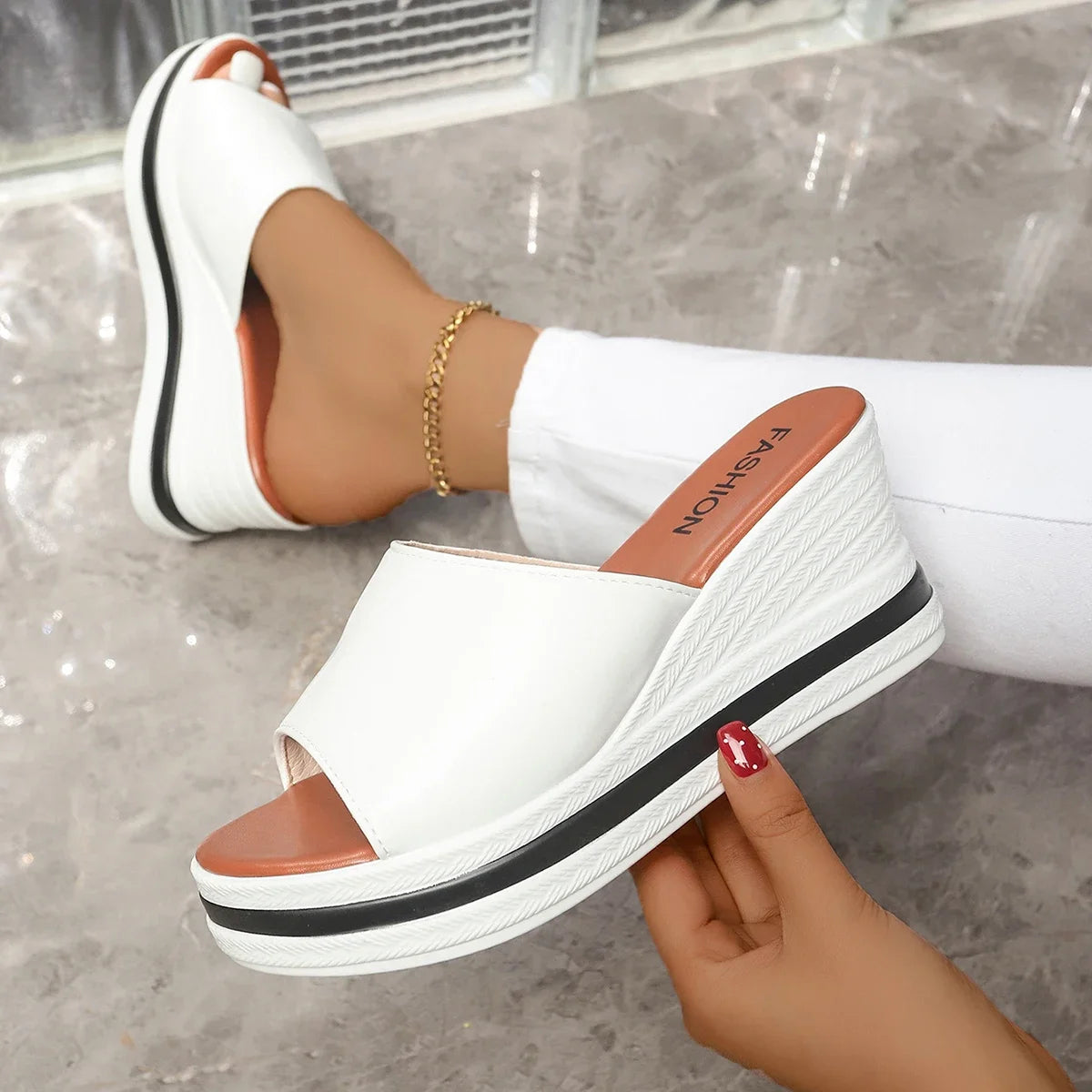 Women Sandals 2025 Retro Wedge Sandals Fish Mouth High Heels Shoes Women Thick Bottom Large Size Women Shoes Zapatos De Mujer