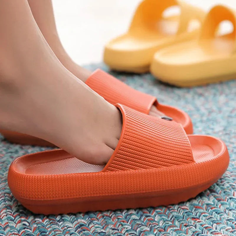 EVA Thick Sole 4cm Beach Slippers Cloud-Like Comfort Home Use Couple Height Increasing Indoor Solid Color Summer Sandals