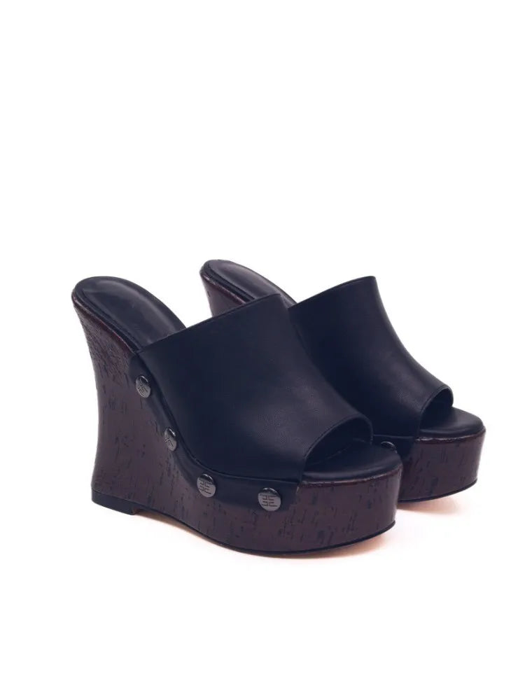 Ladies' Summer Wedge Heel Thick Soled Sandals with Wood Grain Rivets, Waterproof Platform, Thick High Heels, and Sandals