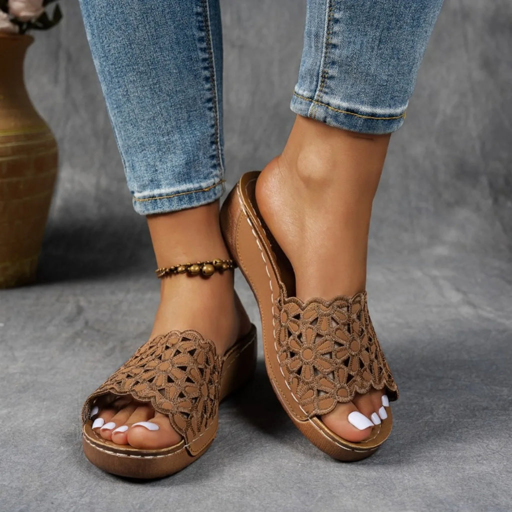 New Wedge Sandals Women Slippers Summer Platforms Shoes Floral Heel Slippers Comfortable Round Toe Slip-On Sandals Slides Women