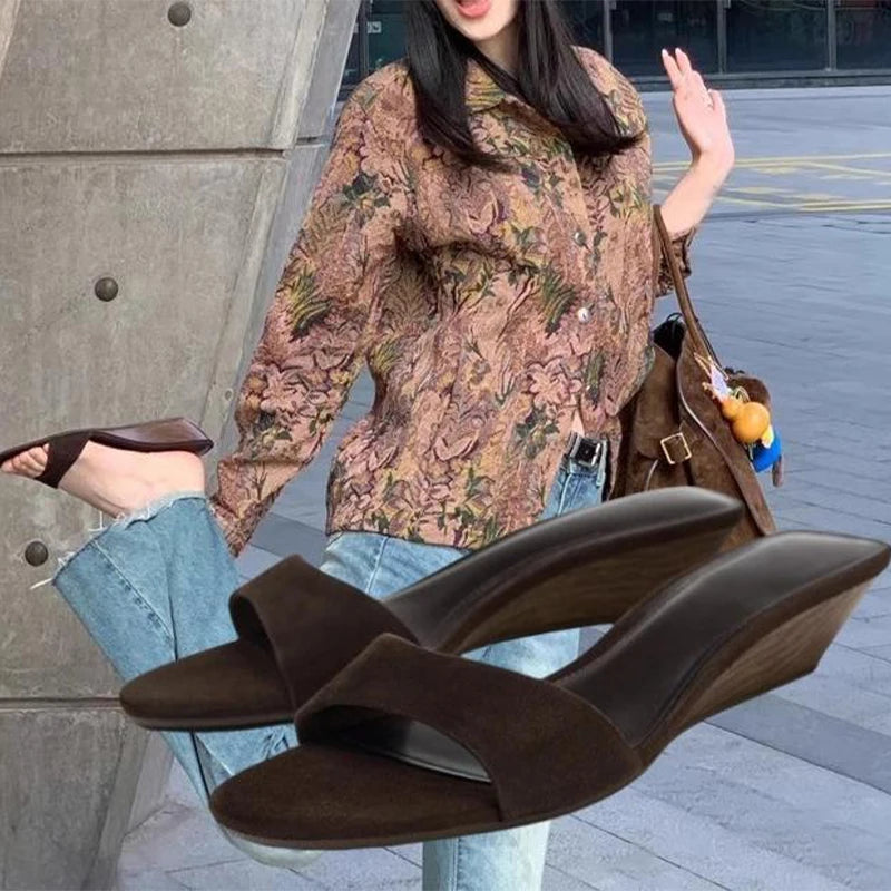 Suede Brand Wedge Heel Sandals For Women Designer Summer Fashion Outdoor Slippers Elegant Luxury Simple High-end Banquet Shoes